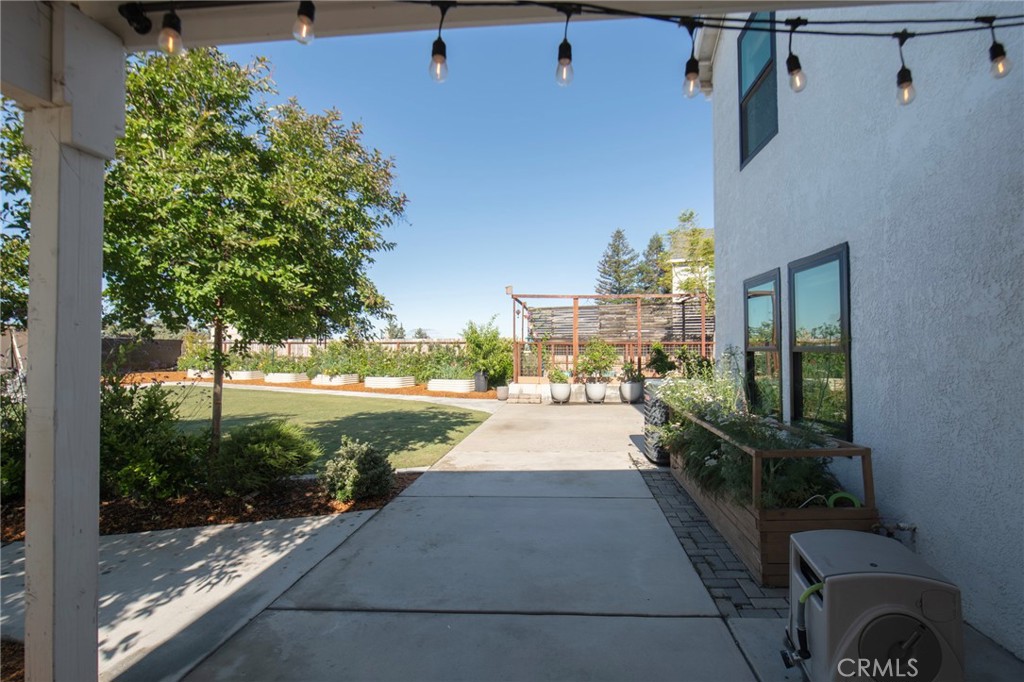 2064 Spruce, Clovis, CA 93611