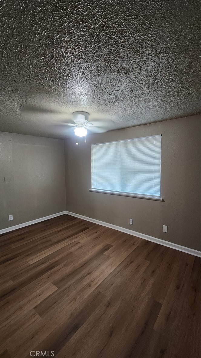 301 Braden, Hanford, CA 93230