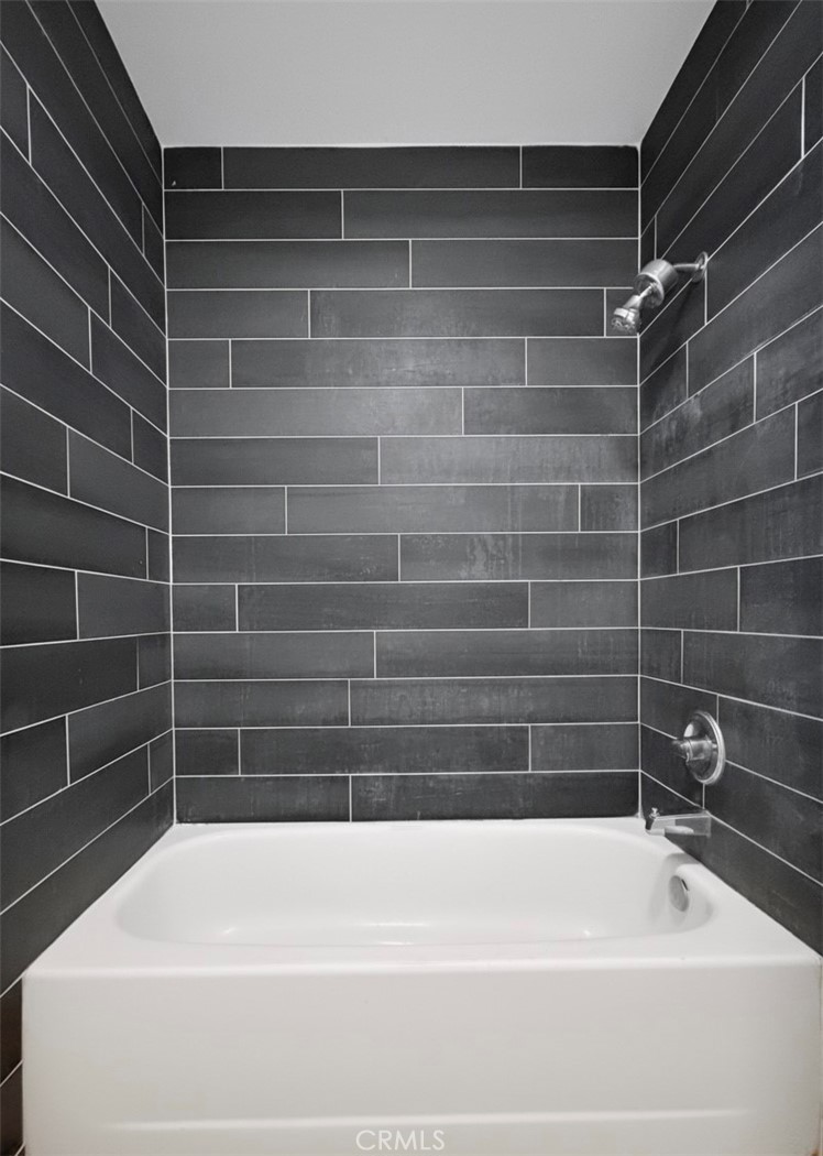 1190 S Winery Ave #289, Fresno, CA 93727