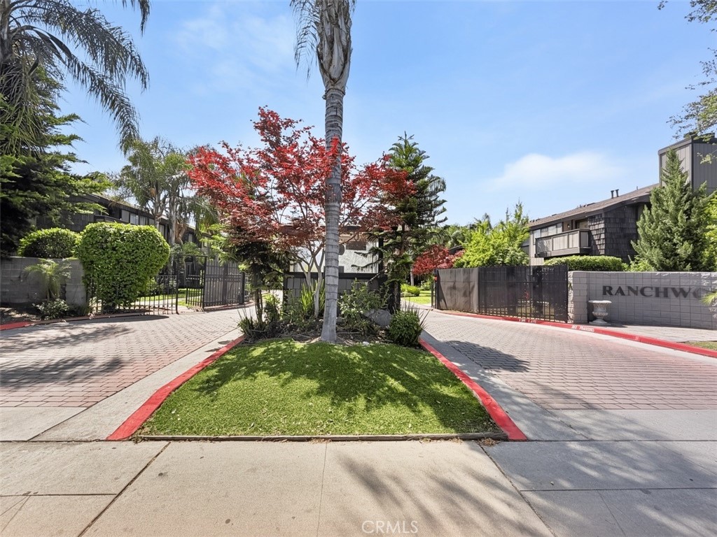 1190 S Winery Ave #289, Fresno, CA 93727