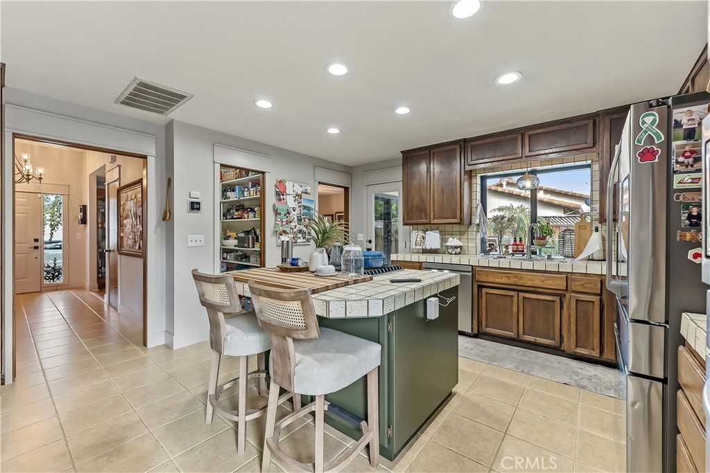 2133 S 10th, Los Banos, CA 93635