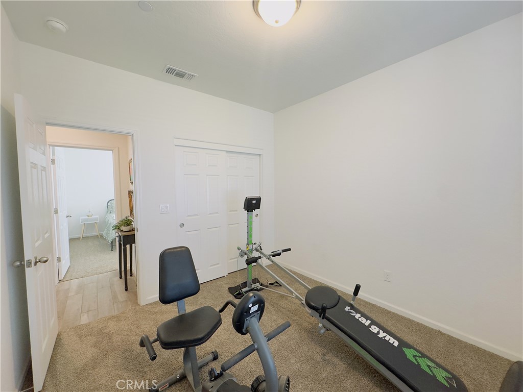 1620 W Porter, Visalia, CA 93291