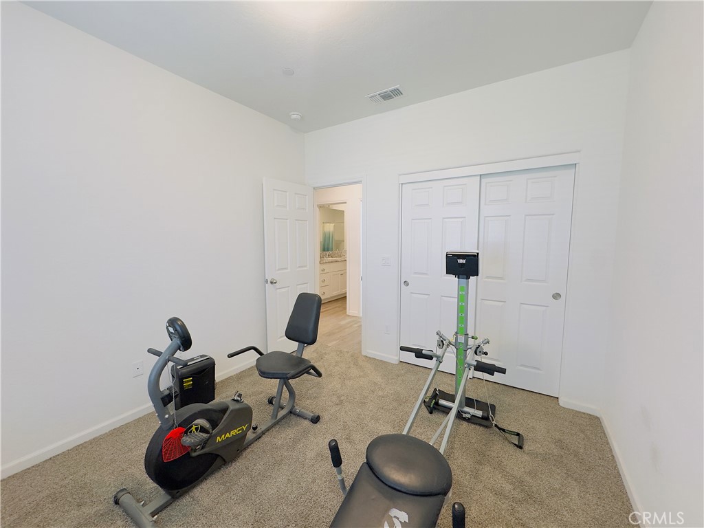 1620 W Porter, Visalia, CA 93291