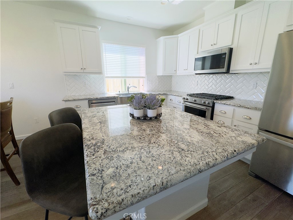 1620 W Porter, Visalia, CA 93291