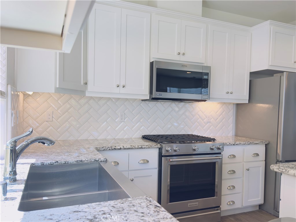 1620 W Porter, Visalia, CA 93291