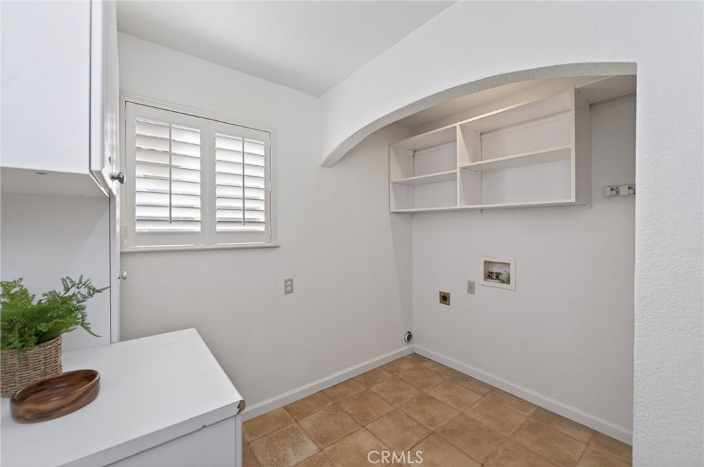 1153 Menlo Ave, Clovis, CA 93612