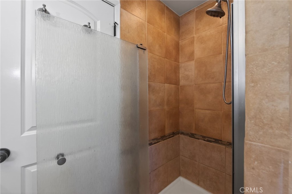 1153 Menlo Ave, Clovis, CA 93612