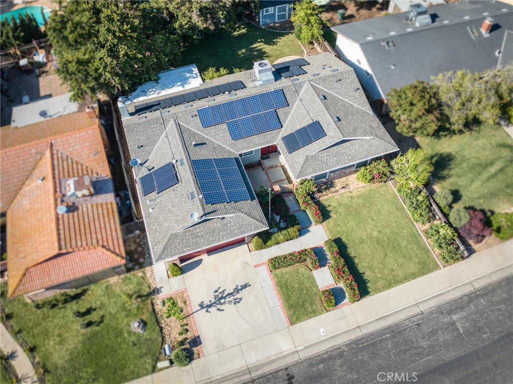 1153 Menlo Ave, Clovis, CA 93612