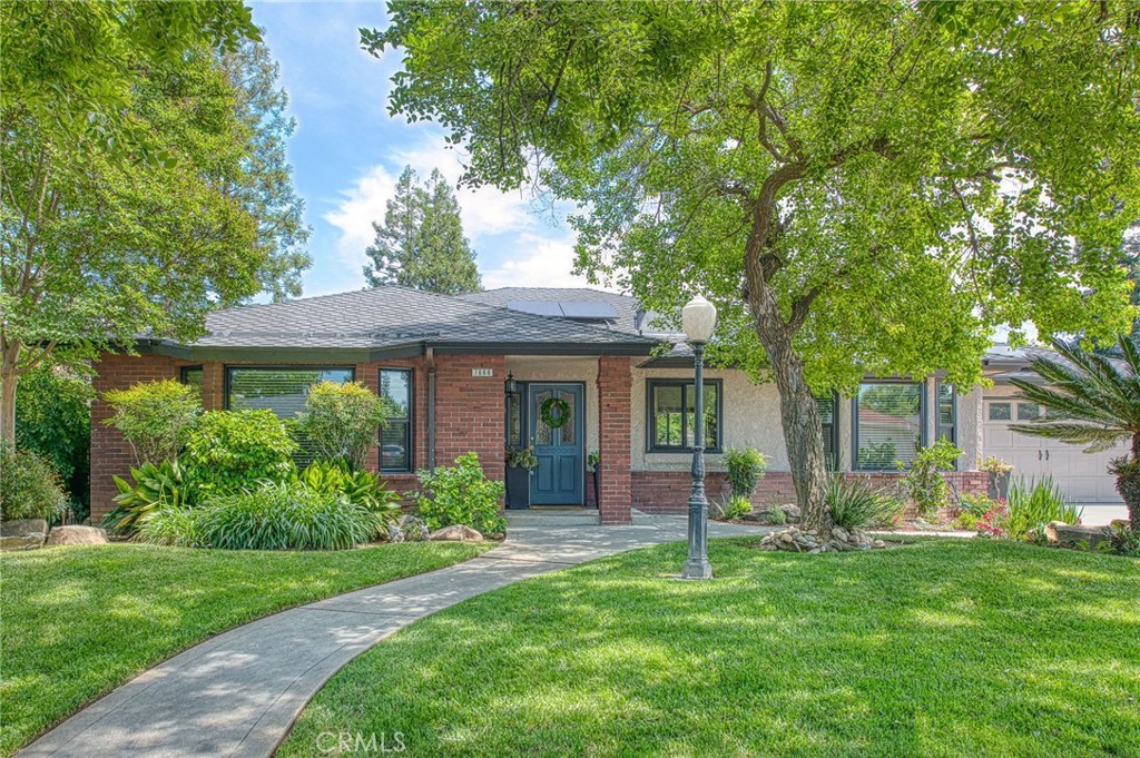 7668 N Hayston, Fresno, CA 93720