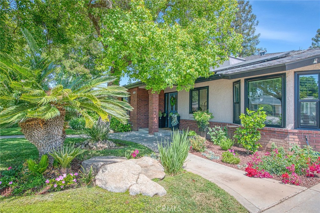 7668 N Hayston, Fresno, CA 93720