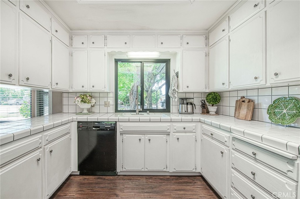 7668 N Hayston, Fresno, CA 93720