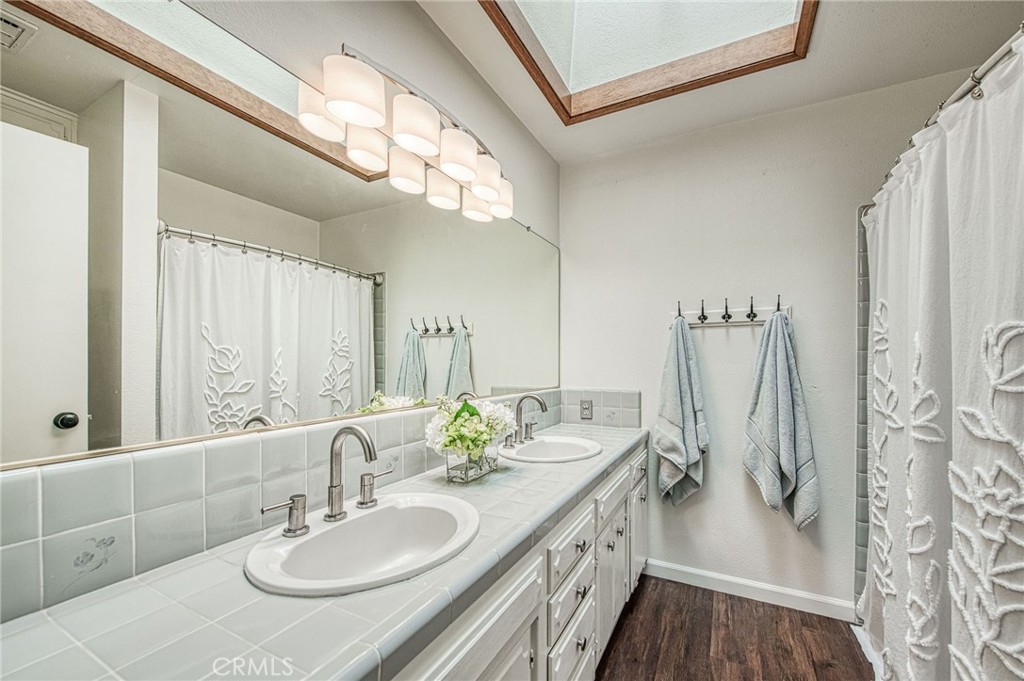 7668 N Hayston, Fresno, CA 93720