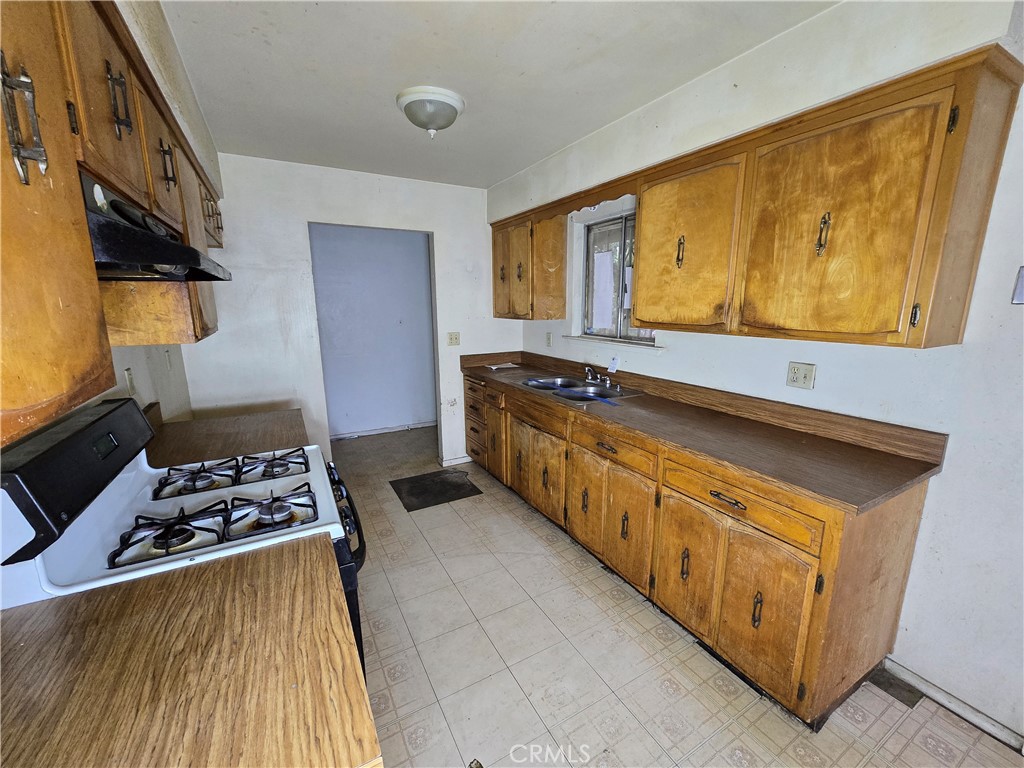 1405 Sonora, Madera, CA 93638