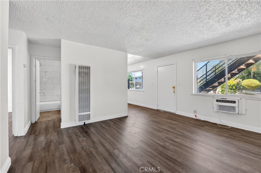 3940 E Burns, Fresno, CA 93725