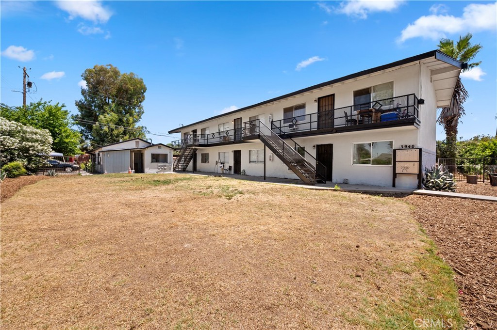 3940 E Burns, Fresno, CA 93725