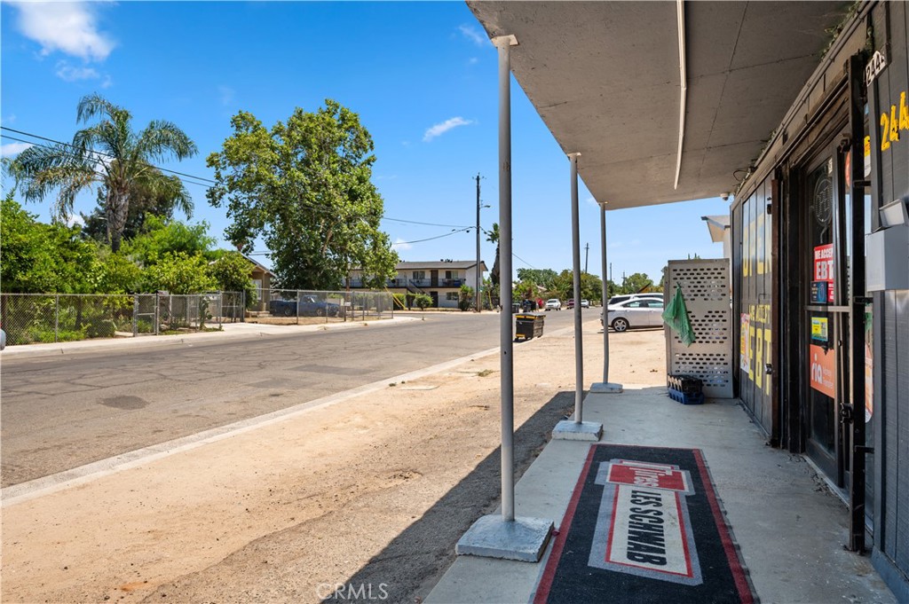 3940 E Burns, Fresno, CA 93725