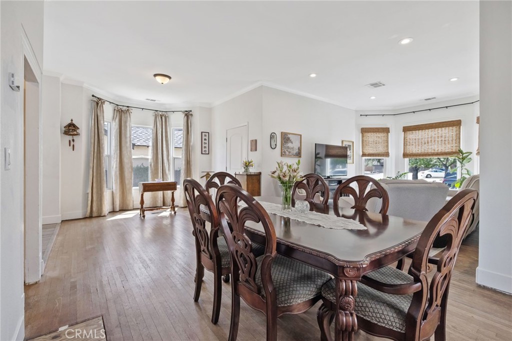 124 W Florinda, Hanford, CA 93230