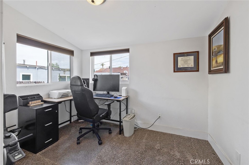 124 W Florinda, Hanford, CA 93230