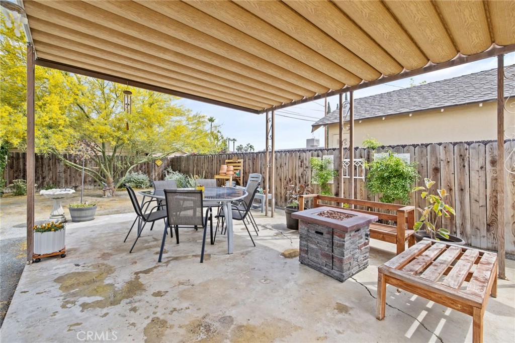 124 W Florinda, Hanford, CA 93230