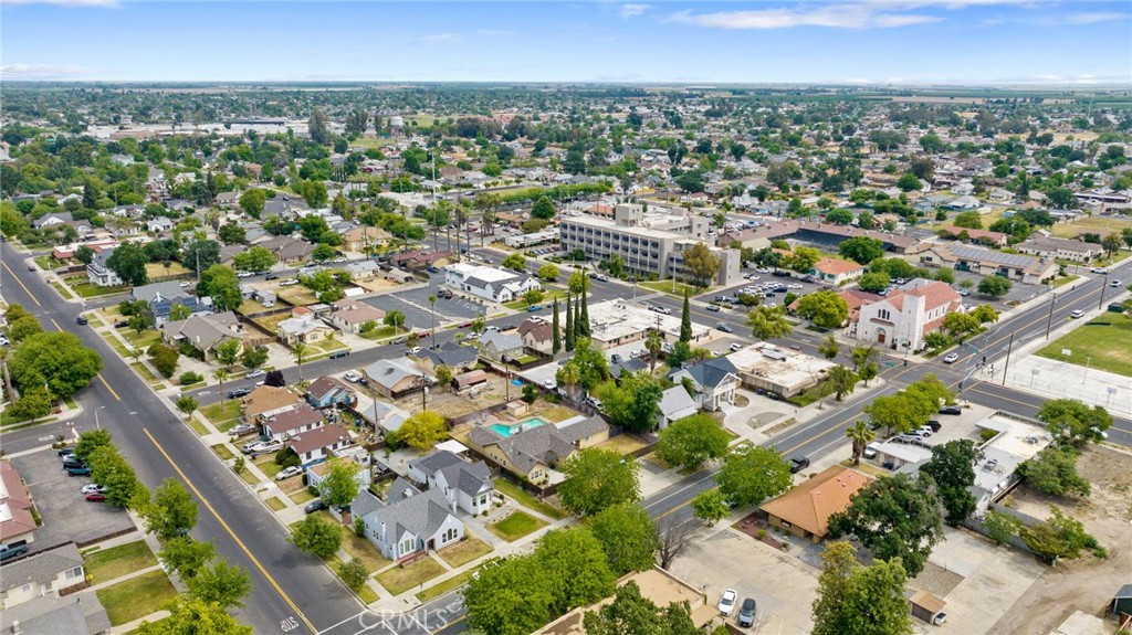 124 W Florinda, Hanford, CA 93230