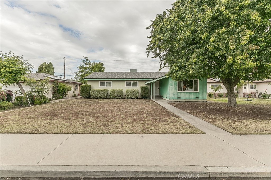 1350 Mill, Selma, CA 93662