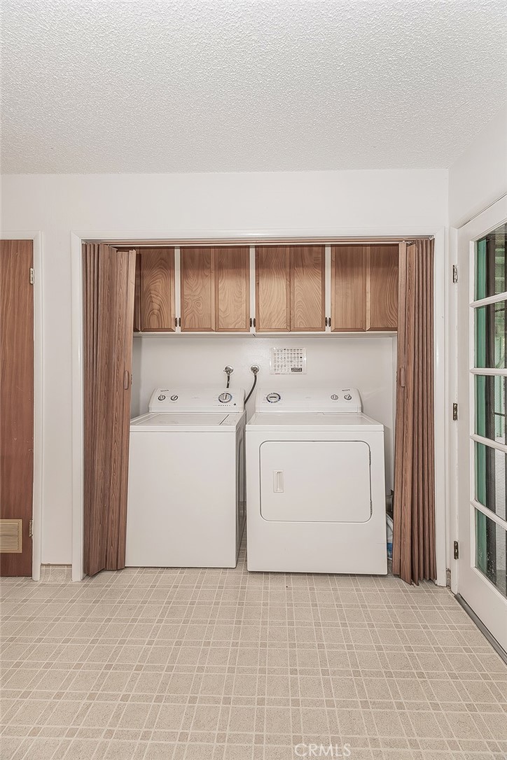 1350 Mill, Selma, CA 93662