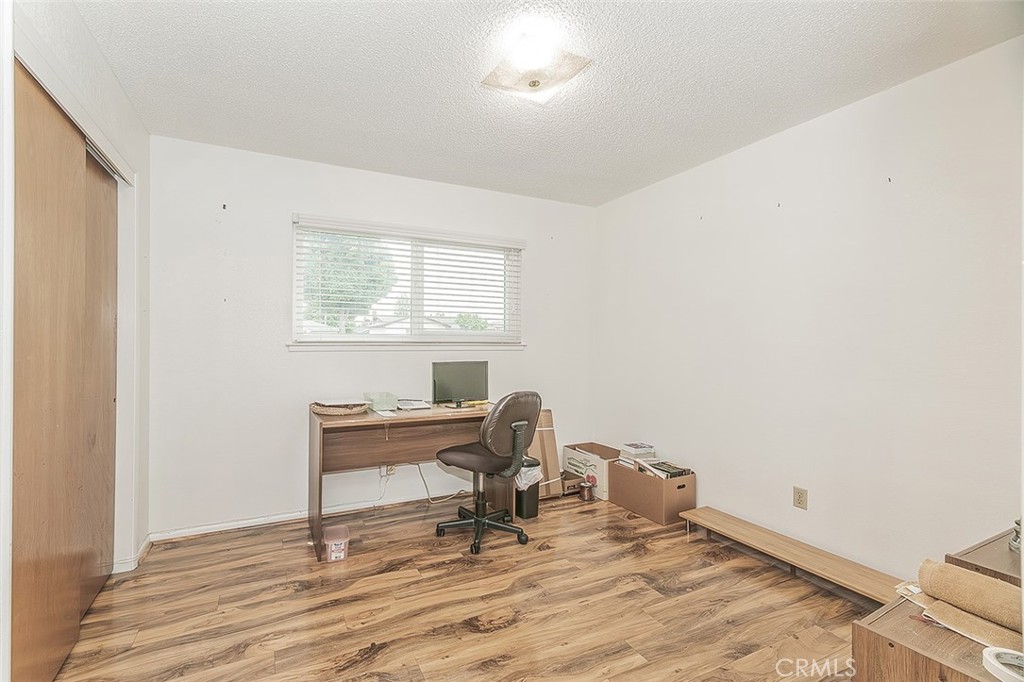 1350 Mill, Selma, CA 93662