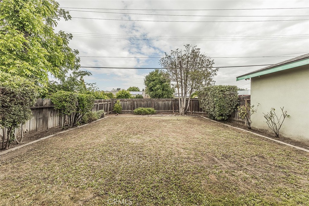 1350 Mill, Selma, CA 93662