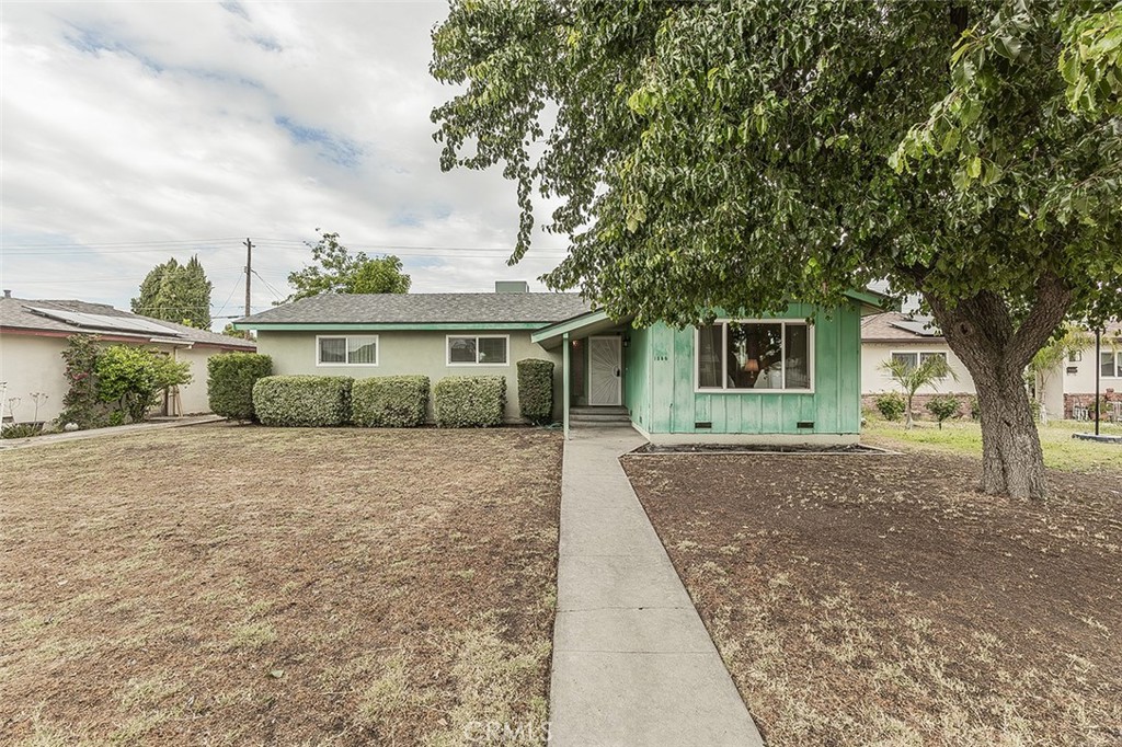 1350 Mill, Selma, CA 93662