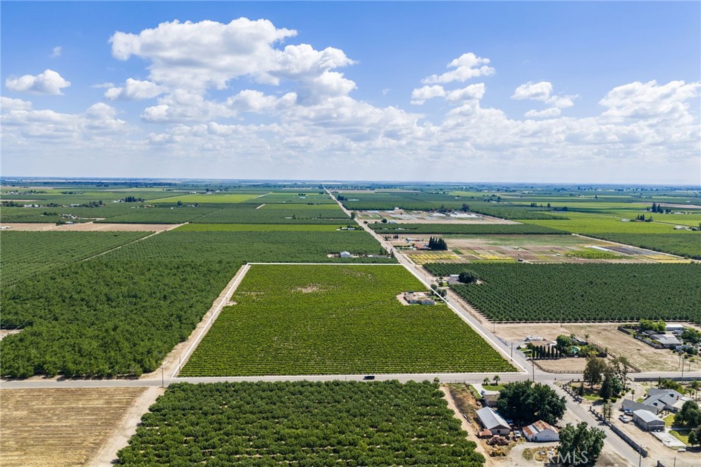 2854 N Monroe, Fresno, CA 93723