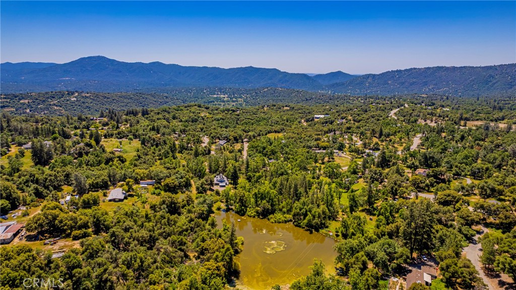 2 Road 601, Ahwahnee, CA 93601