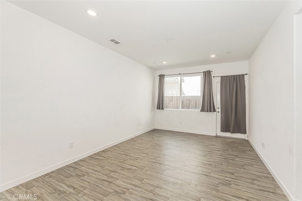 2844 N Vahe, Fresno, CA 93737