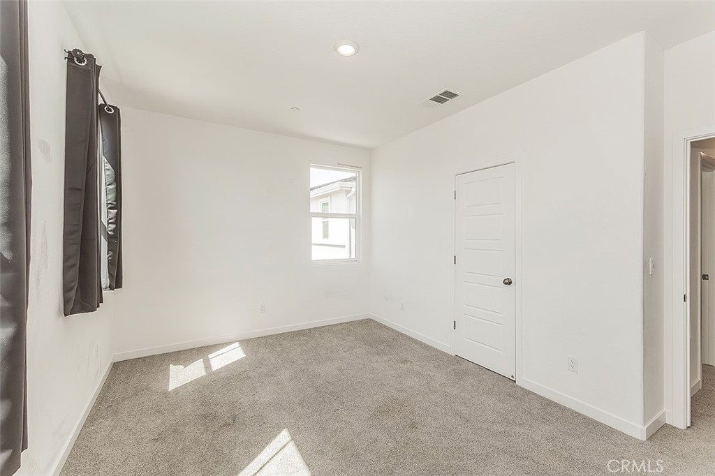 2844 N Vahe, Fresno, CA 93737