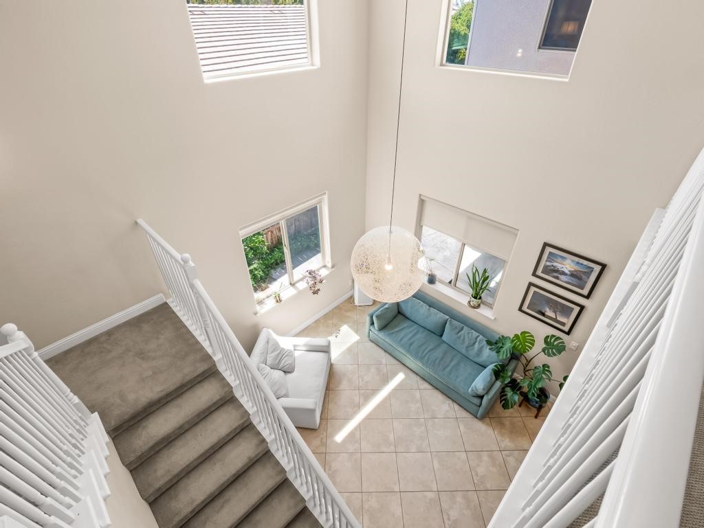 1229 E Via Roma, Fresno, CA 93730