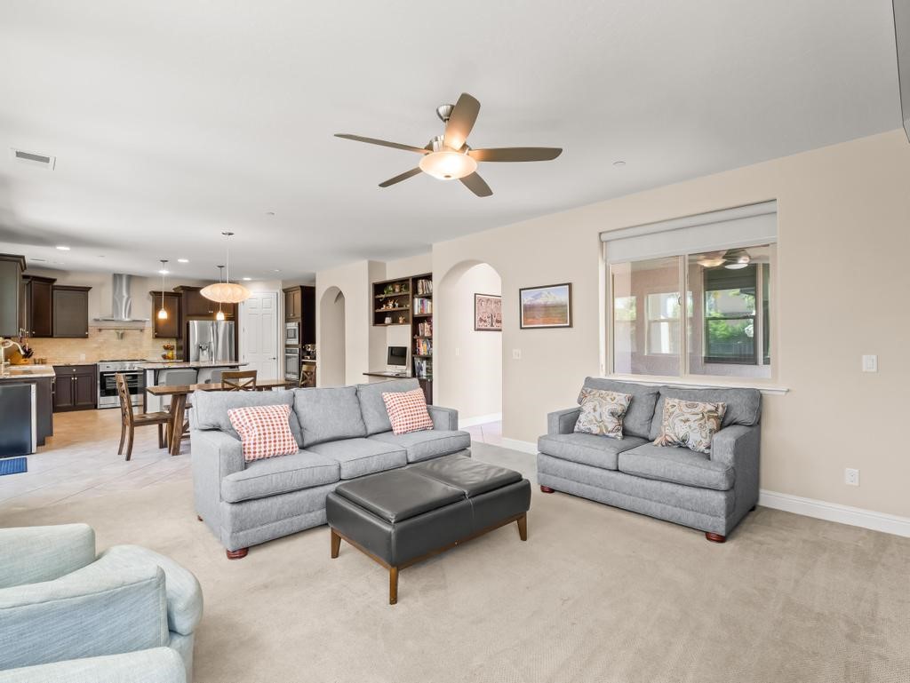 1229 E Via Roma, Fresno, CA 93730