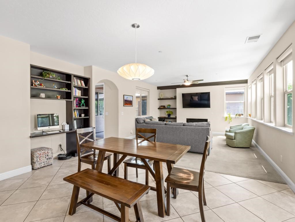 1229 E Via Roma, Fresno, CA 93730