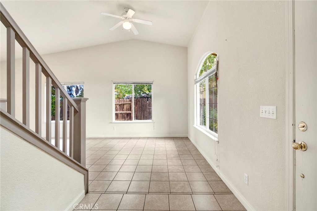 120 Cedar Ct, Chowchilla, CA 93610