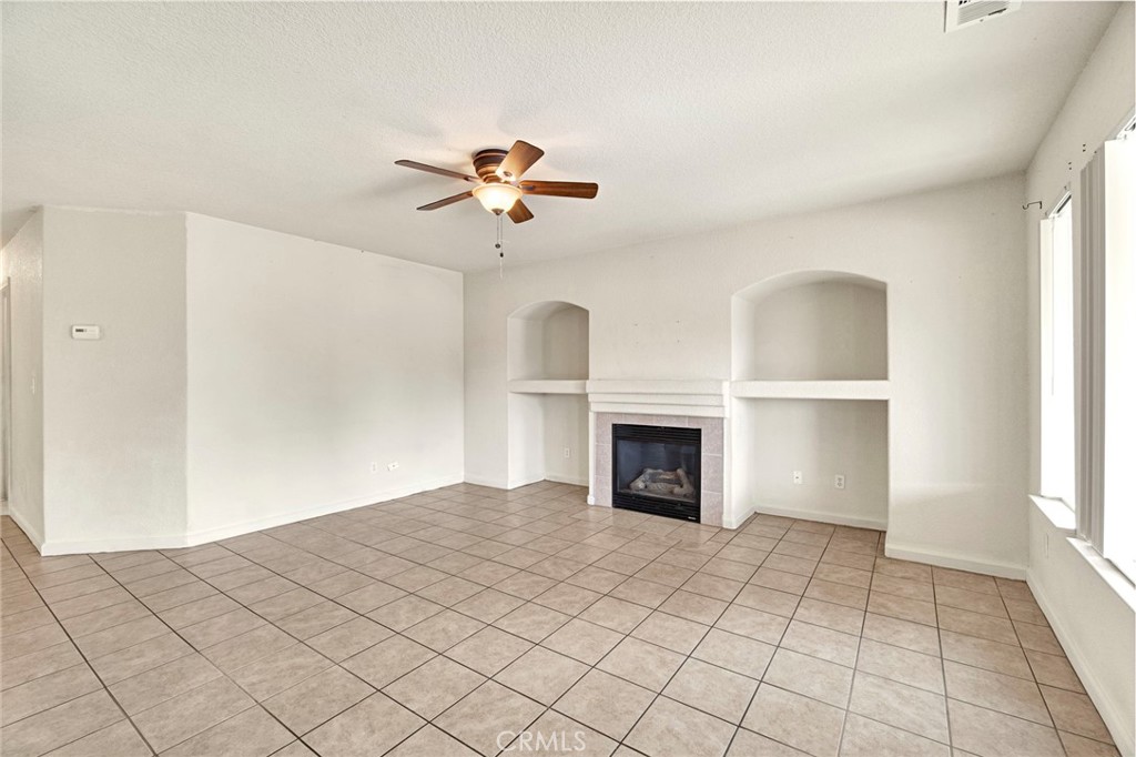 120 Cedar Ct, Chowchilla, CA 93610