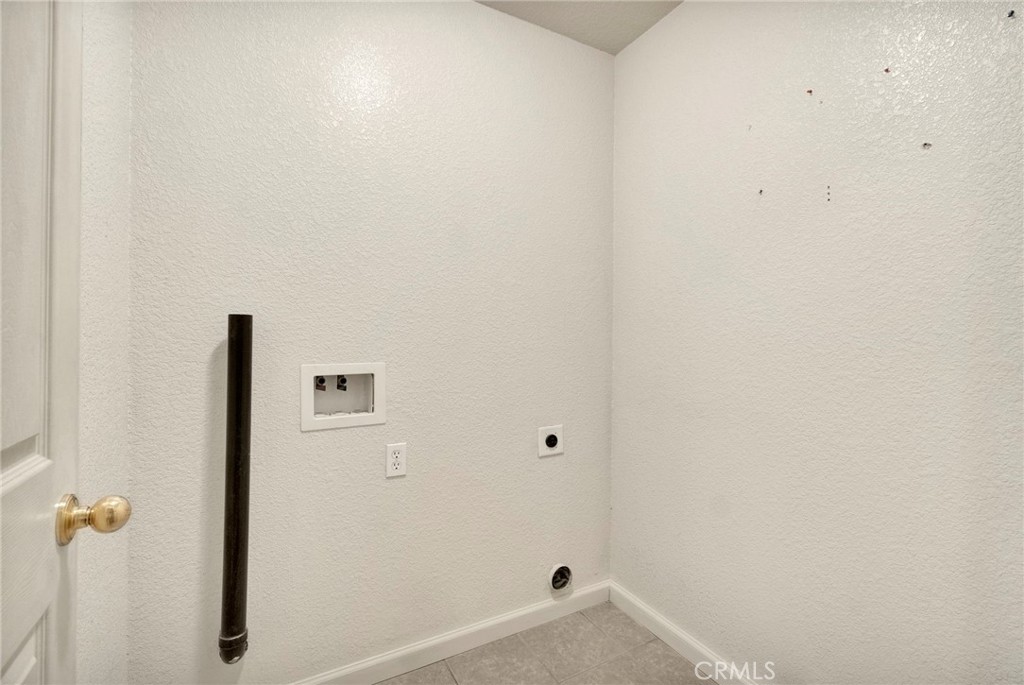 120 Cedar Ct, Chowchilla, CA 93610