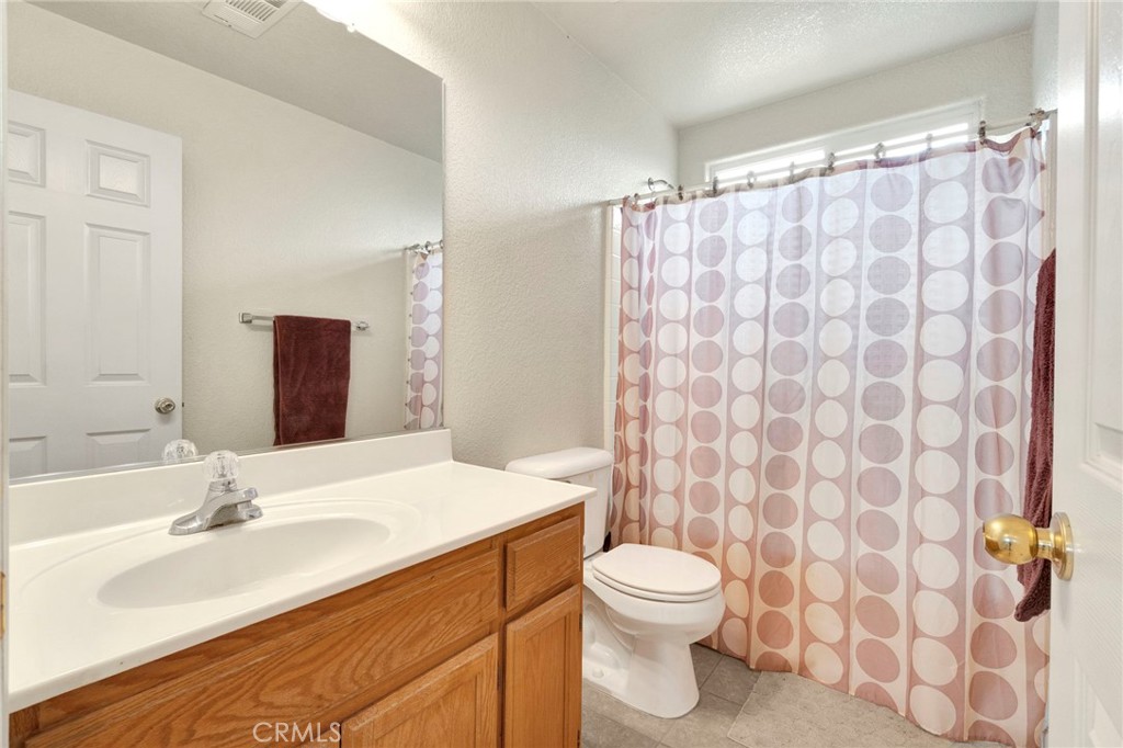 120 Cedar Ct, Chowchilla, CA 93610
