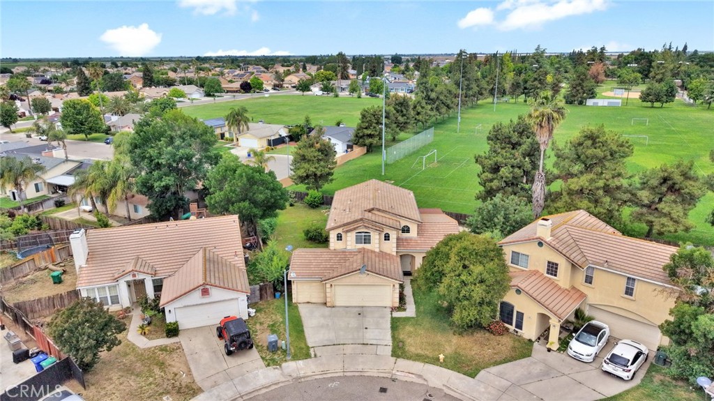 120 Cedar Ct, Chowchilla, CA 93610