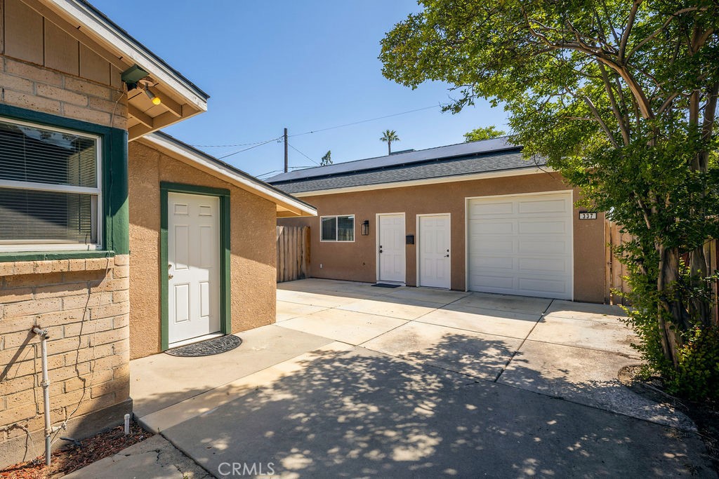 335 Oxford Ave, Clovis, CA 93612