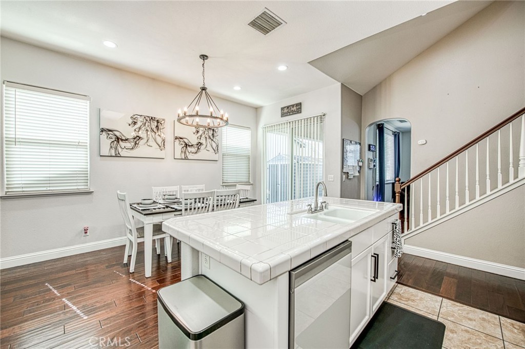 3683 W Black Walnut, Fresno, CA 93711
