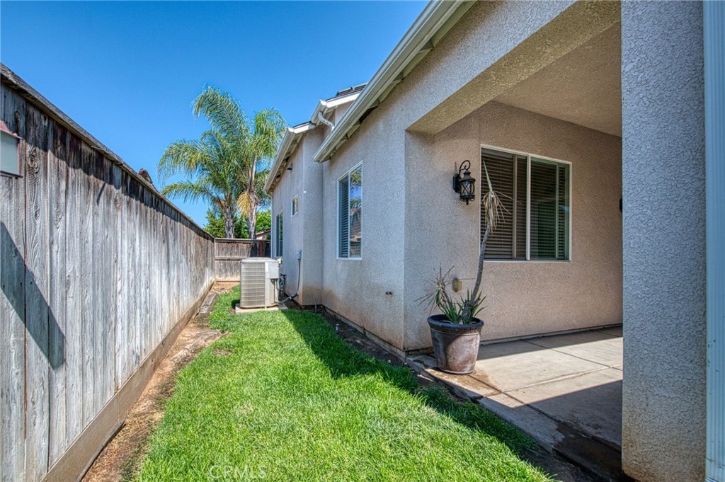 3683 W Black Walnut, Fresno, CA 93711