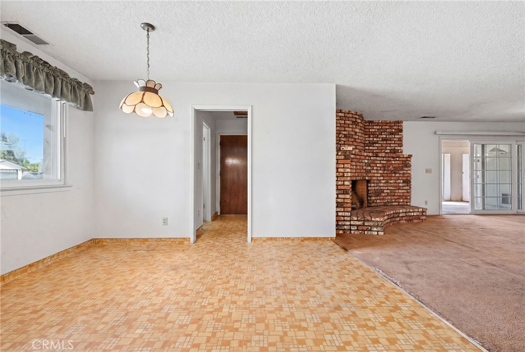 153 Bonita Ave, Fowler, CA 93625