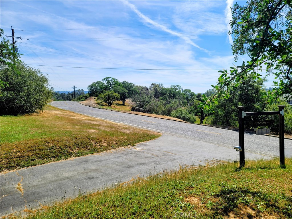 42011 Long Hollow, Coarsegold, CA 93614