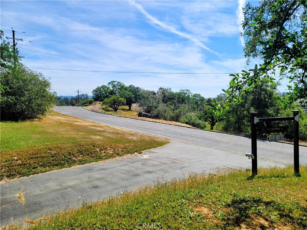 42011 Long Hollow, Coarsegold, CA 93614