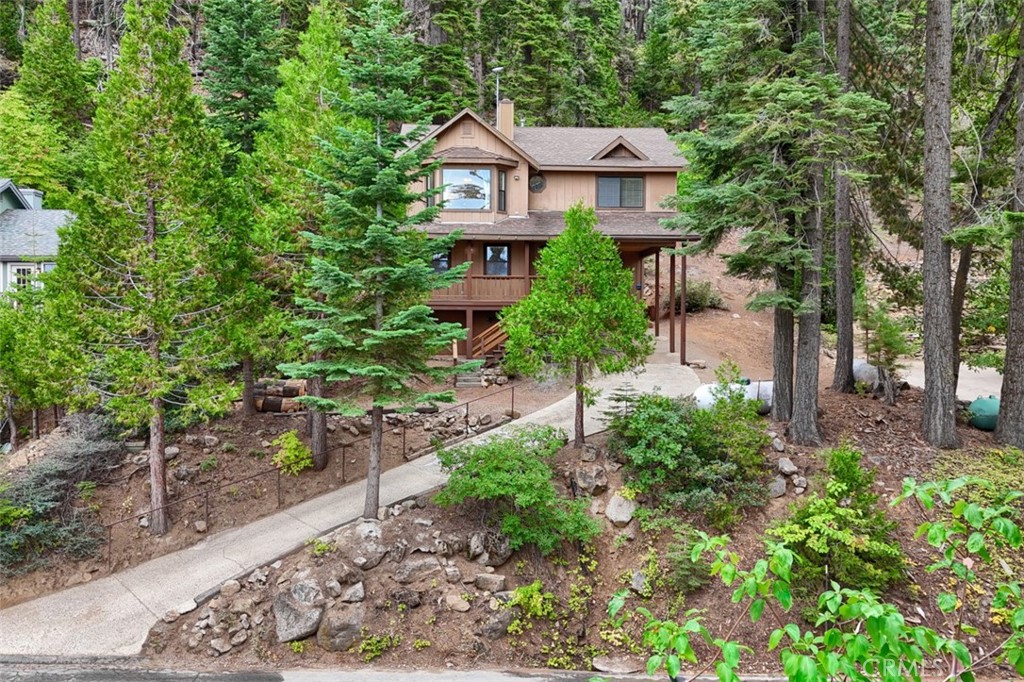 7430 Henness Ridge Rd, Yosemite, CA 95389
