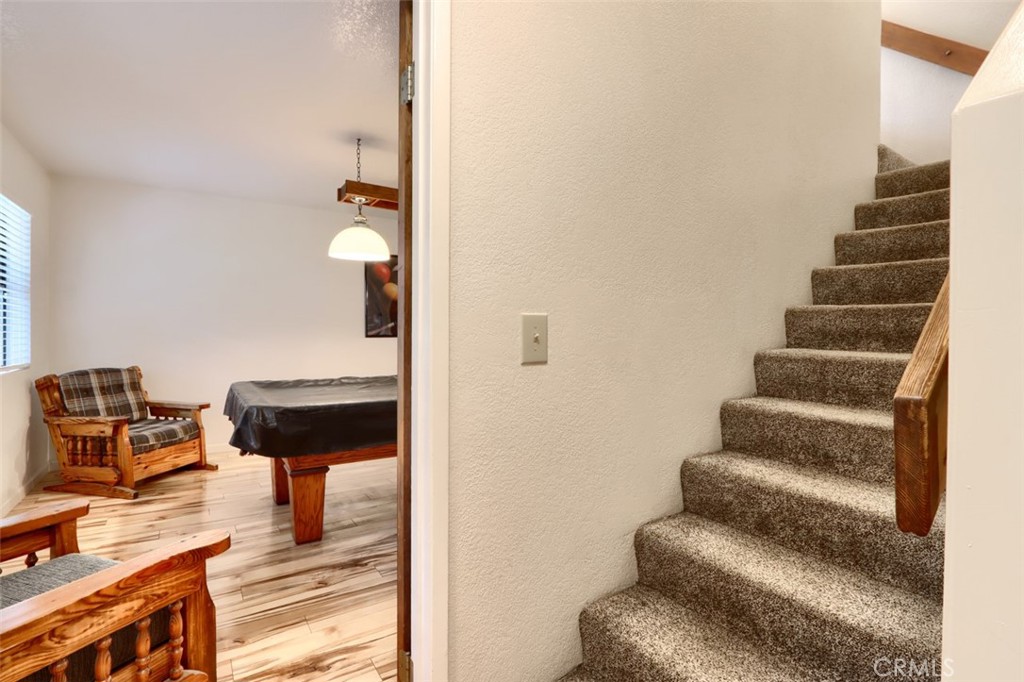7430 Henness Ridge Rd, Yosemite, CA 95389