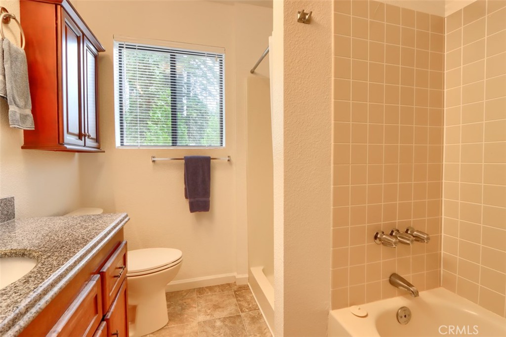 7430 Henness Ridge Rd, Yosemite, CA 95389